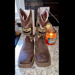 Mens Steal Toe Justin boots size 10